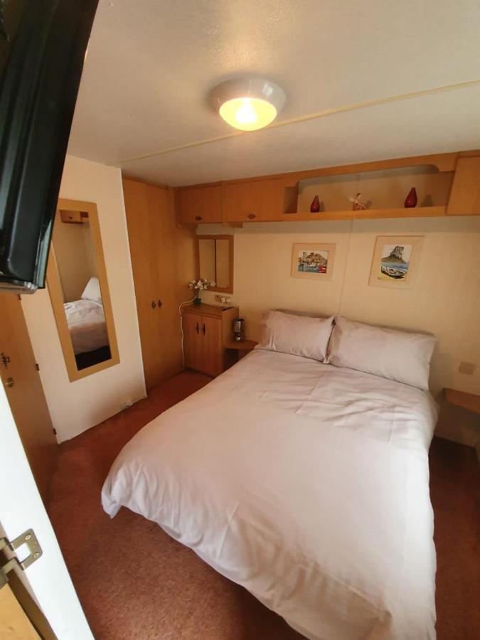 ホテル Fantasy Island 6 Berth 576 インゴールドメルズ エクステリア 写真