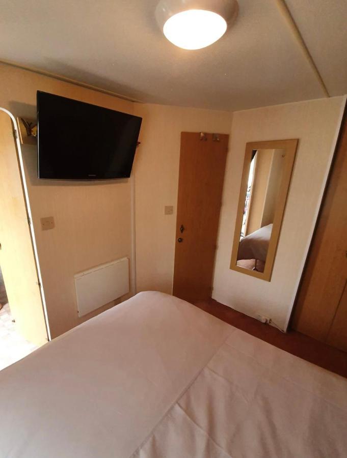 ホテル Fantasy Island 6 Berth 576 インゴールドメルズ エクステリア 写真