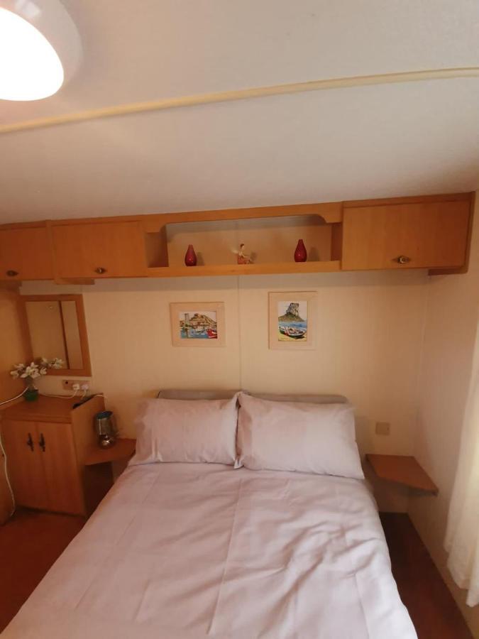 ホテル Fantasy Island 6 Berth 576 インゴールドメルズ エクステリア 写真